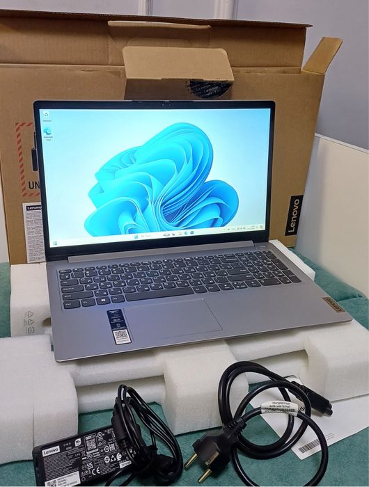 Ноутбук Lenovo 512GB