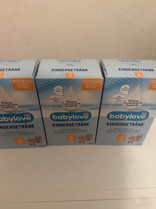 3 кутии Мляко 1+ и подарък каша 15€