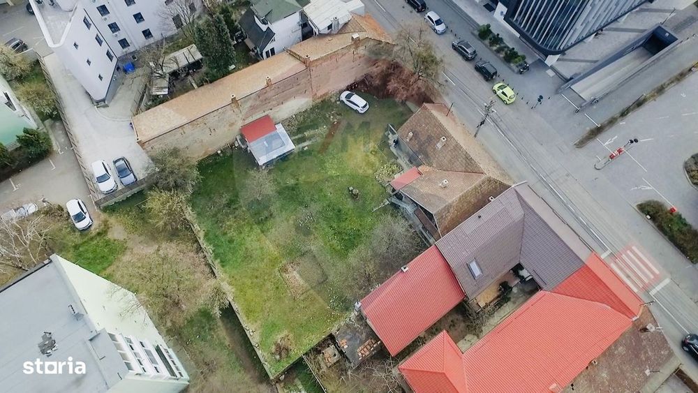 Teren de vanzare in zona Centrala