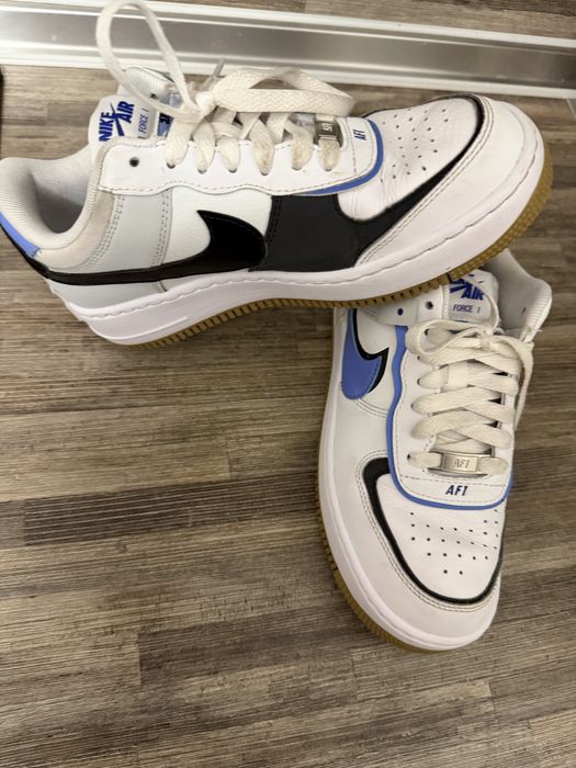 Маратонки nike 38