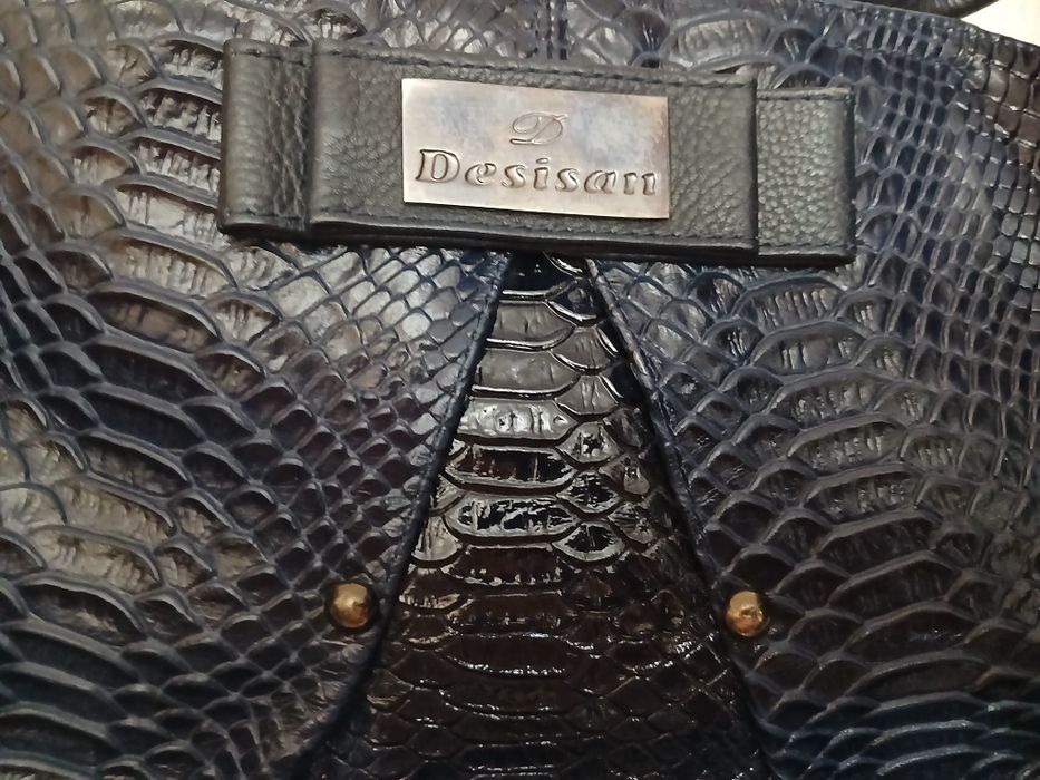Продам сумки женские бу