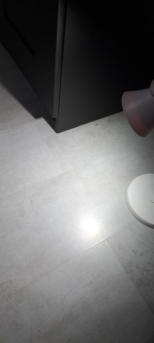 Lampă albă cu lumină led