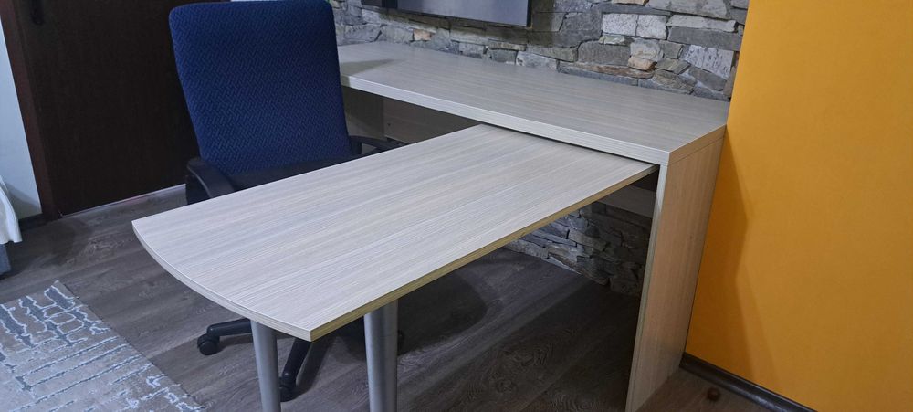 Работно бюро, двойно