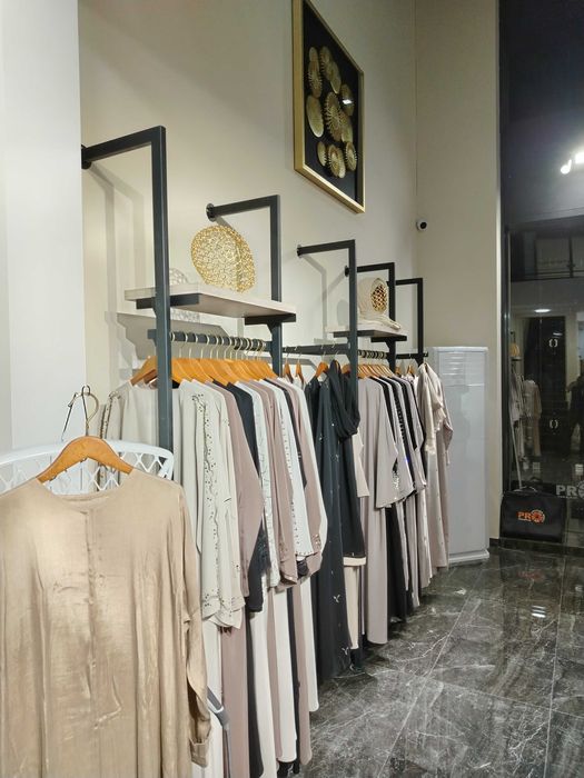 Торговое оборудование для магазинов одежды