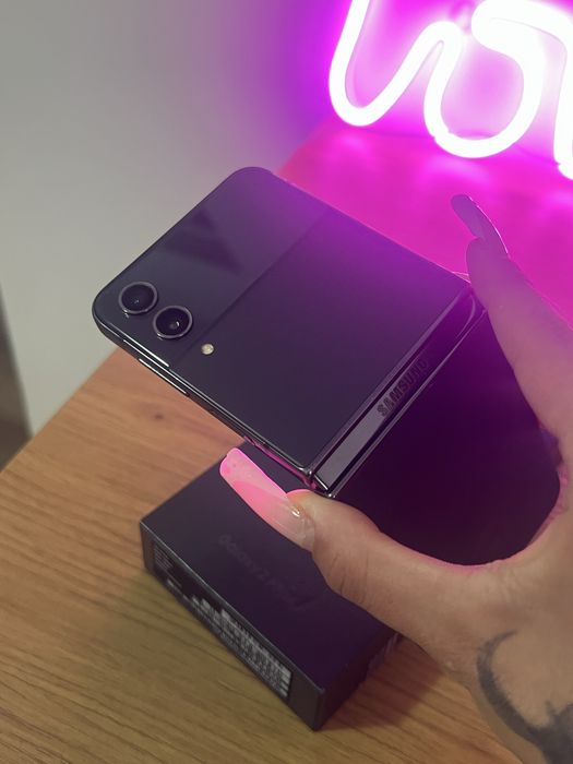 Samsung Z flip 4