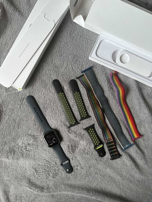 Apple Watch Series 8 Graphite  Stainless Steel 45mm