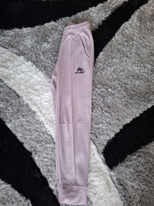 Дамски нови екипи