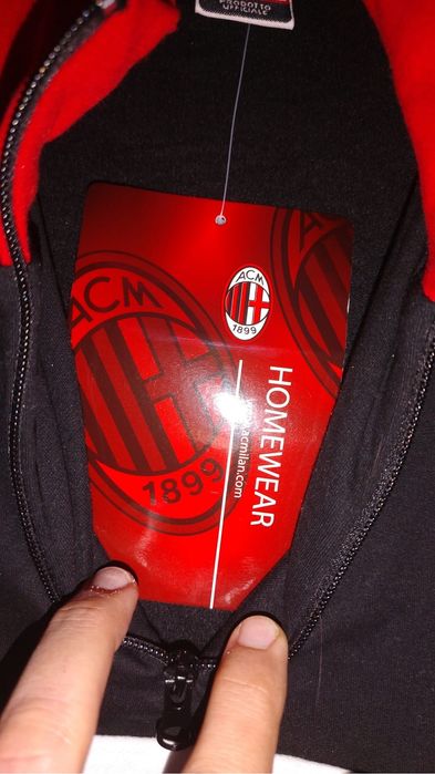 De vanzare tricou AC Milan