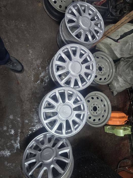 Продам титанки на ваз размер 15