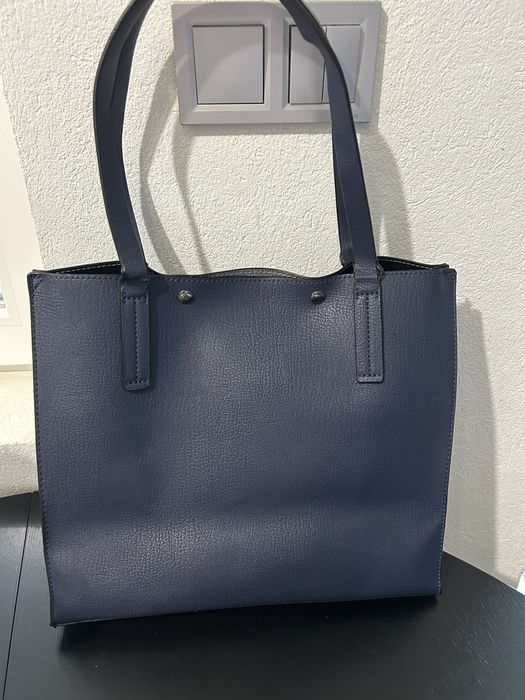 Guess синя чанта