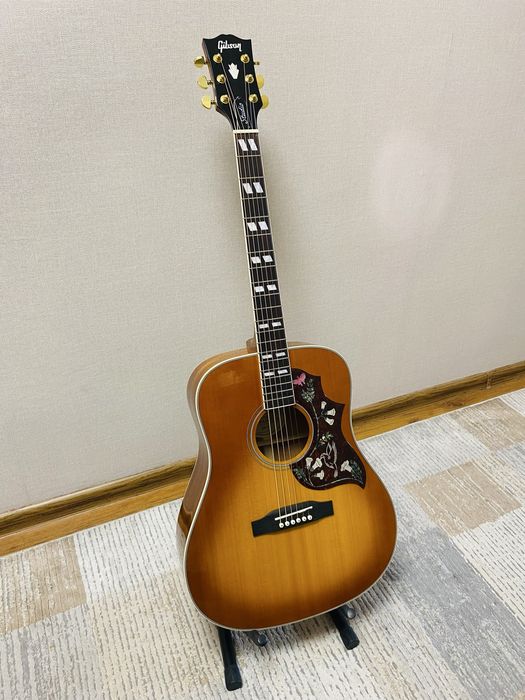 Акустическая гитара Gibson Hummingbird Studio