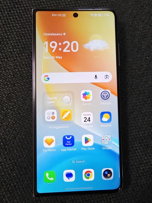 Honor Magic V2 cu defect