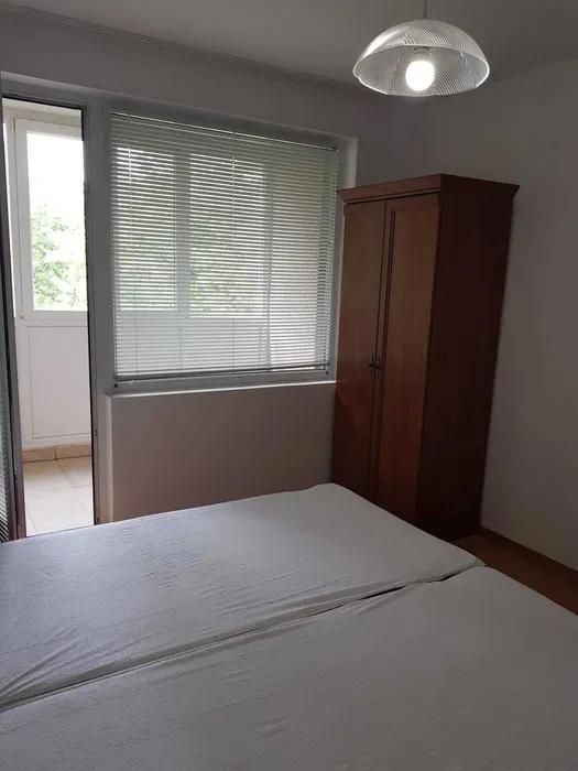 Дава се под наем Двустаен апартамент в Варна, Левски - 54 кв.м за 375 € - Снимка #2