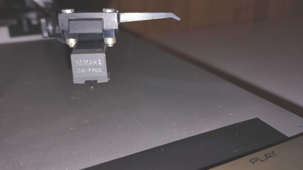 pt discuri vinil un pickup Yamaha P500 direct drive