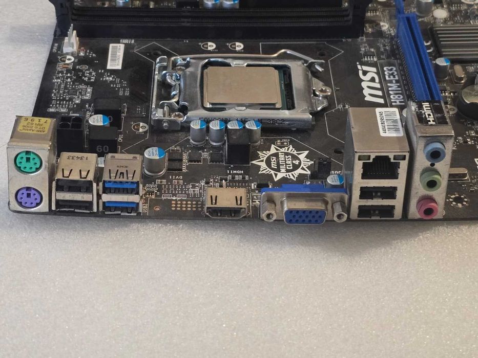 Placa de baza MSI H81M-E33, Socket 1150 + procesor Intel G3240