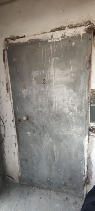 Металлическая дверь наружная