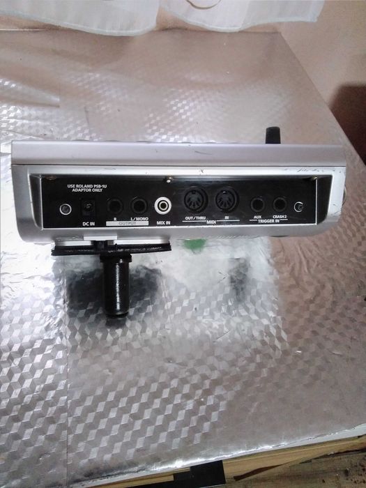 Vând procesor tobe electronice, TD9 cu cabluri și suport.