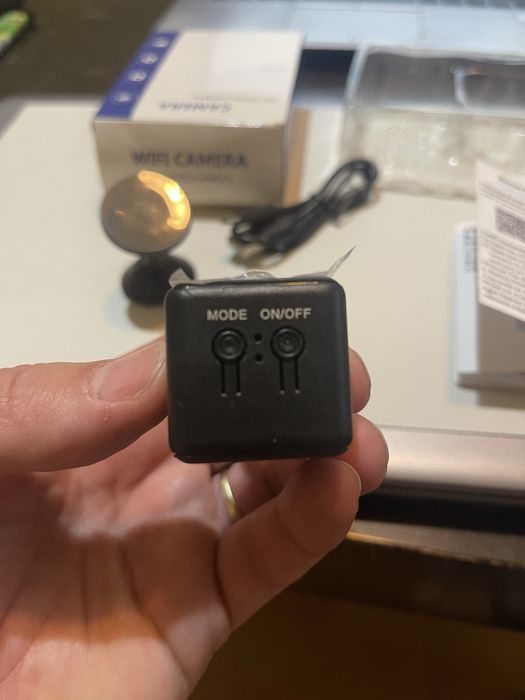 Mini camera spion, 1080P, Wi-fi, suport magnetic, 31x31x31 mm