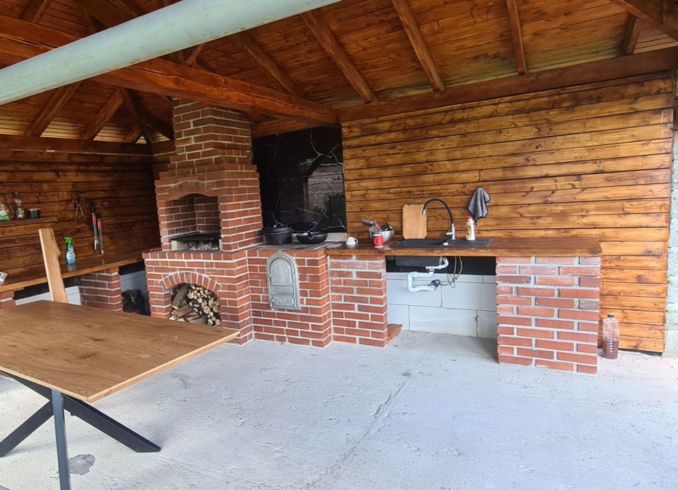 Efectuez bucatarii pt gradina ,precum si   lucrari  in caramida aparentă