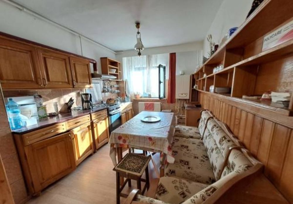 Proprietar, vand apartament 3 camere decomandate, 2 bai