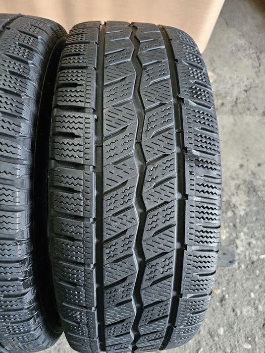 2 anvelope iarna 235 65 16C Hankook 2022
