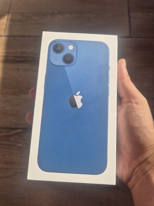 iPhone 13 128GB la cutie