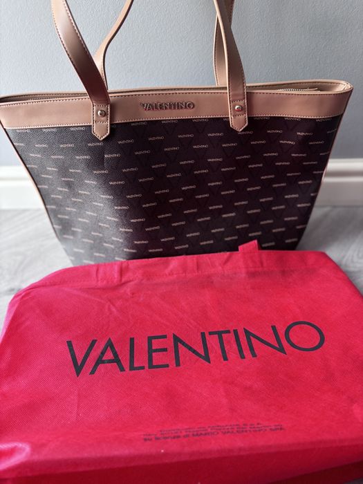 geanta valentino