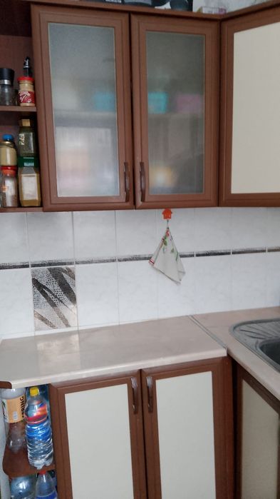 Продам угловую кухню