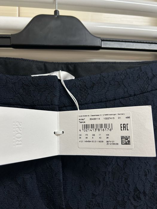 Pantaloni Hugo Boss damă, eleganți
