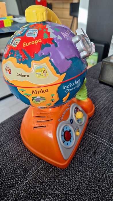 Интерактивен глобус на немски език