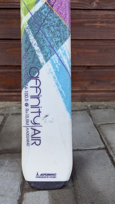 Vând schiuri Atomic 158cm