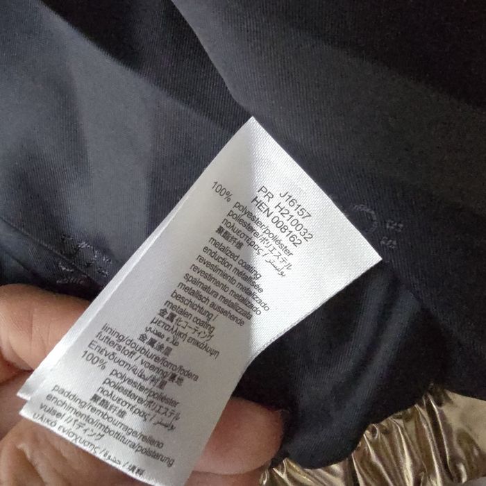 Яке зимно BOSS размер 14г-  Отговаря за XS.