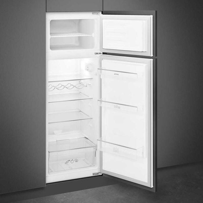 Нов хладилник за вграждане с фризер Smeg D8140E  см. 54 ч. 145