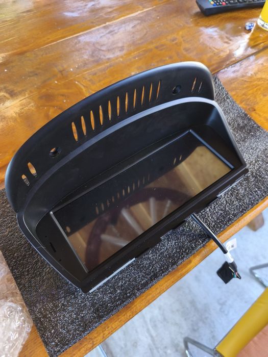 Vînd navigație  android BMW e90 ,e91 ,E60 , E65.