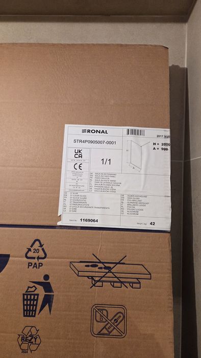 Sticla de dus walk in Ronal.