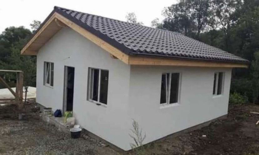 Vand case la gata invelite cu panouri sandwich