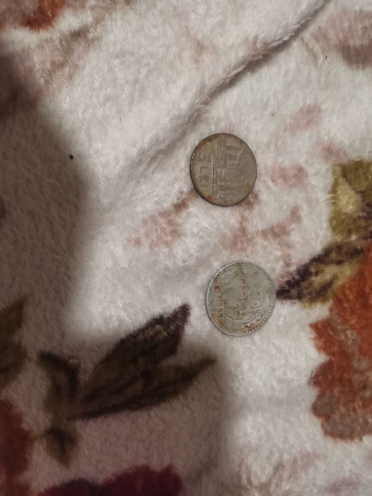 Doua monede  de trei lei si Cinci lei din 1978 si 1966