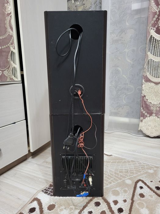 Колонка Microlab