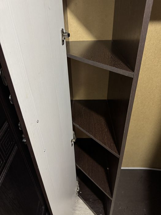 Продам шкаф-прихожая