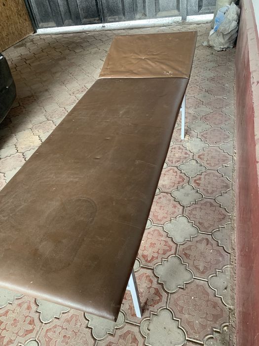 Кушетка массажная -