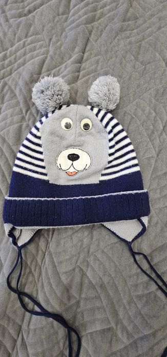 Зимний комбинезон с шапкой