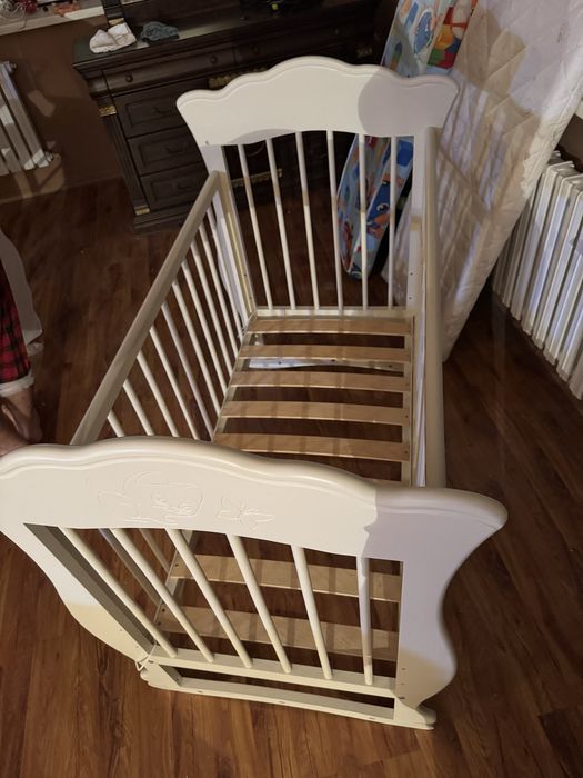 Детская кровать- манеж. Матрац!С маятником. Россия, массив дерева!