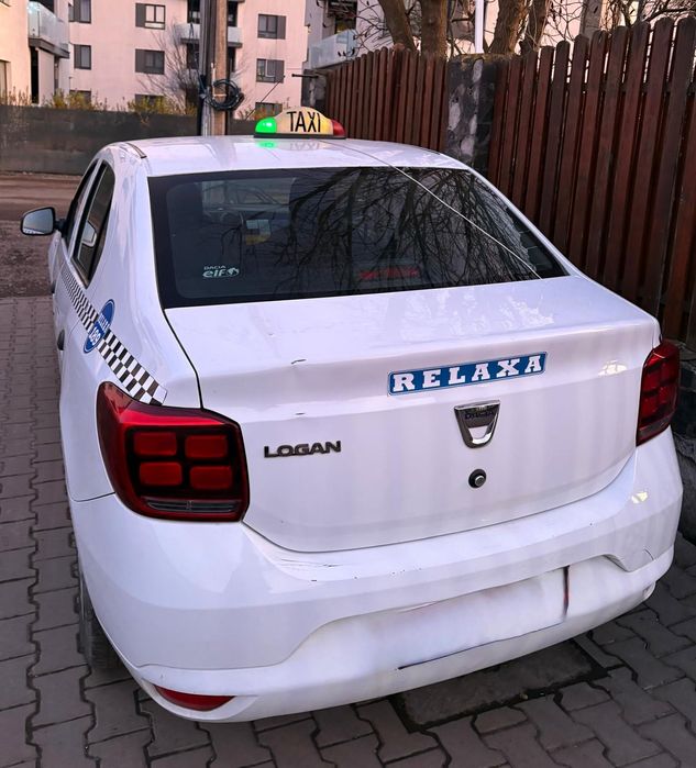 De vânzare firma de taxi