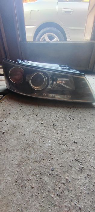 Фары Hyundai Sonata 2009год
