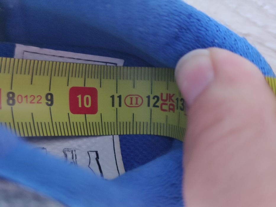 Nike mărimea 21. Ca noi