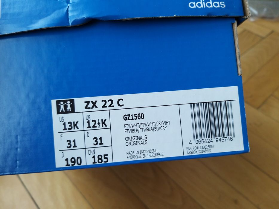 Детски бели маратонки Adidas ZX22, н.31
