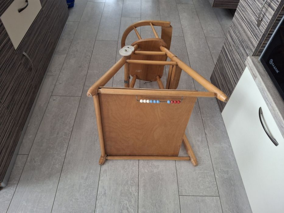 Продавам детско столче