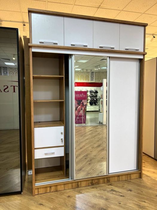 Уникальный шкаф для вас и для вашей семьи