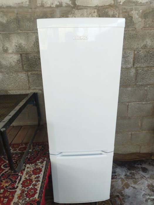 Продам холодильник Беко
