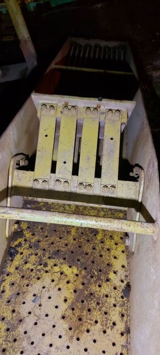 Вибра стол конвейный для брусчатка